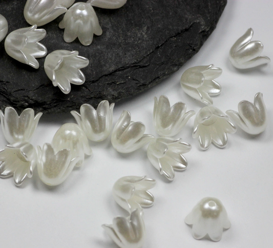 White Bell Shaped Flower bead caps, acrylic bead ends, Pearled Flower Cap Beads, pearled bell flower acrylic tassel caps,Jewelry Supply