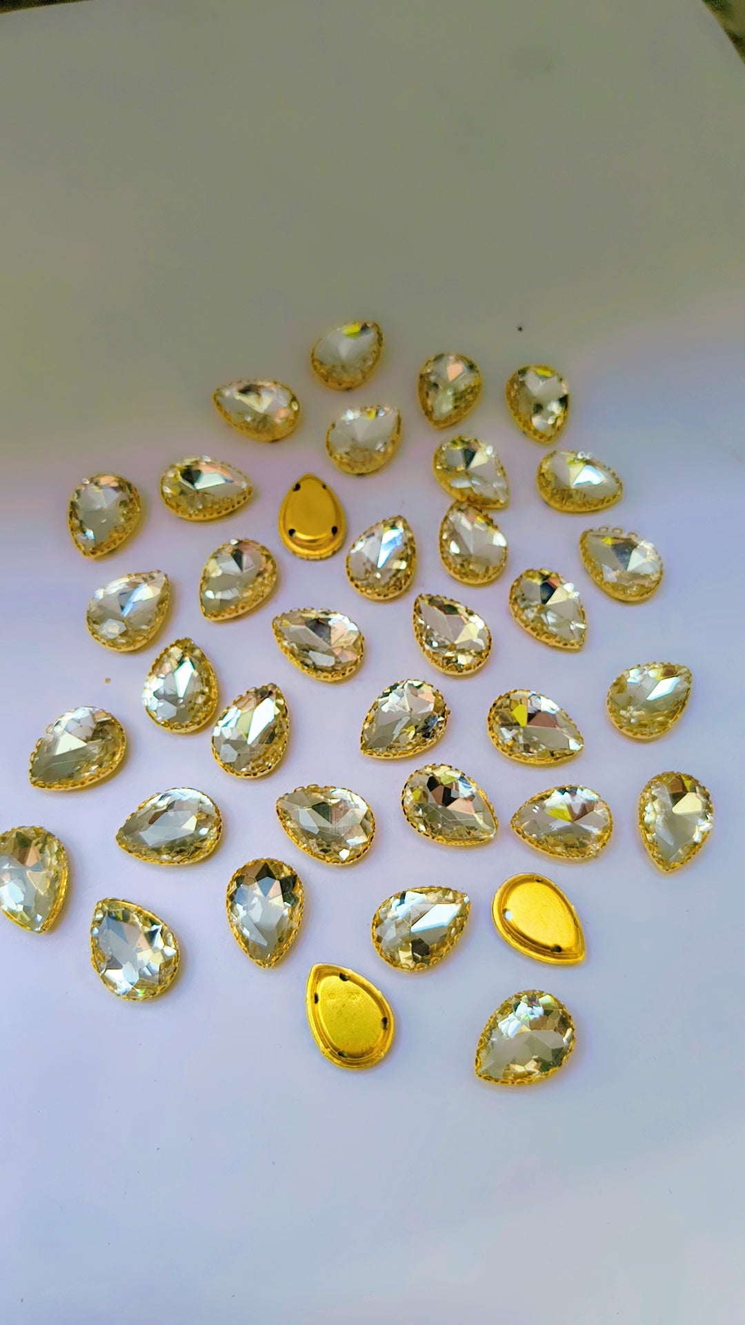 10 × 14 teardrop rhinestones claw flat back glass -