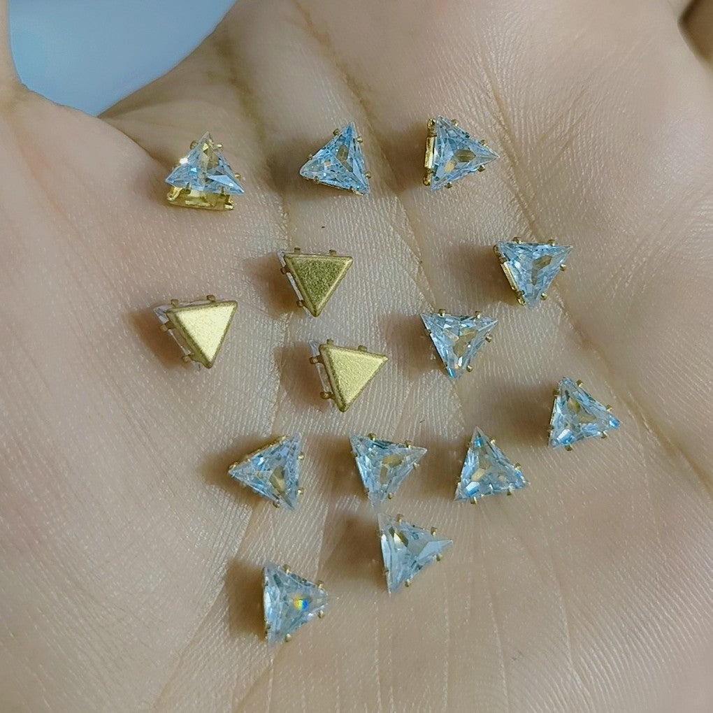 6mm Triangle Cubic Zirconia Rhinestone: Gold/Silver Claw DIY Jewelry