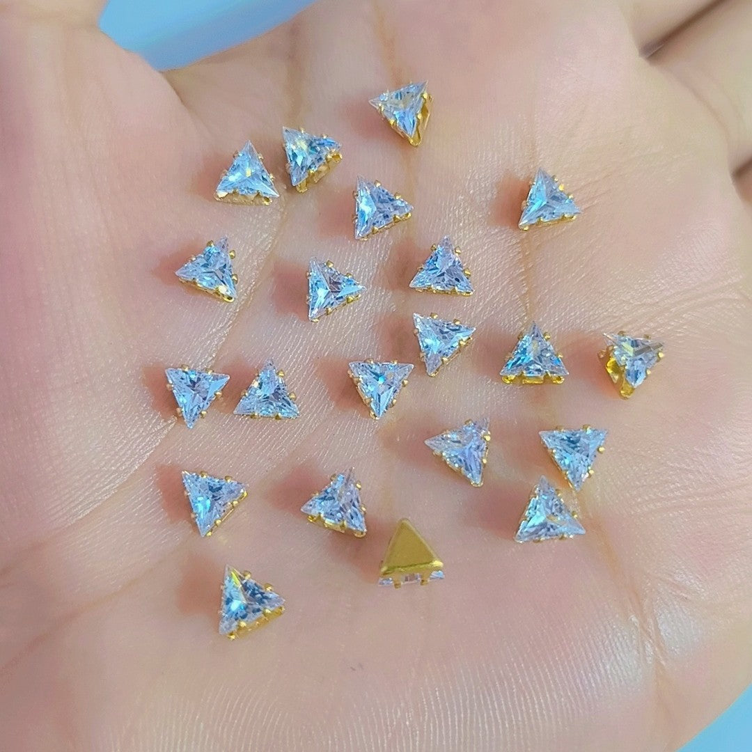 4mm Triangle Cubic Zirconia Rhinestone: Gold/Silver Claw DIY Jewelry