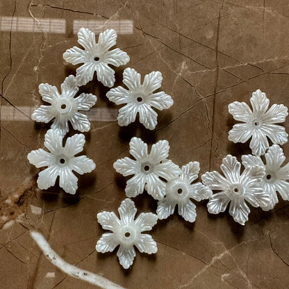 12pc White Flower Beads for Making Craft and Jewellery