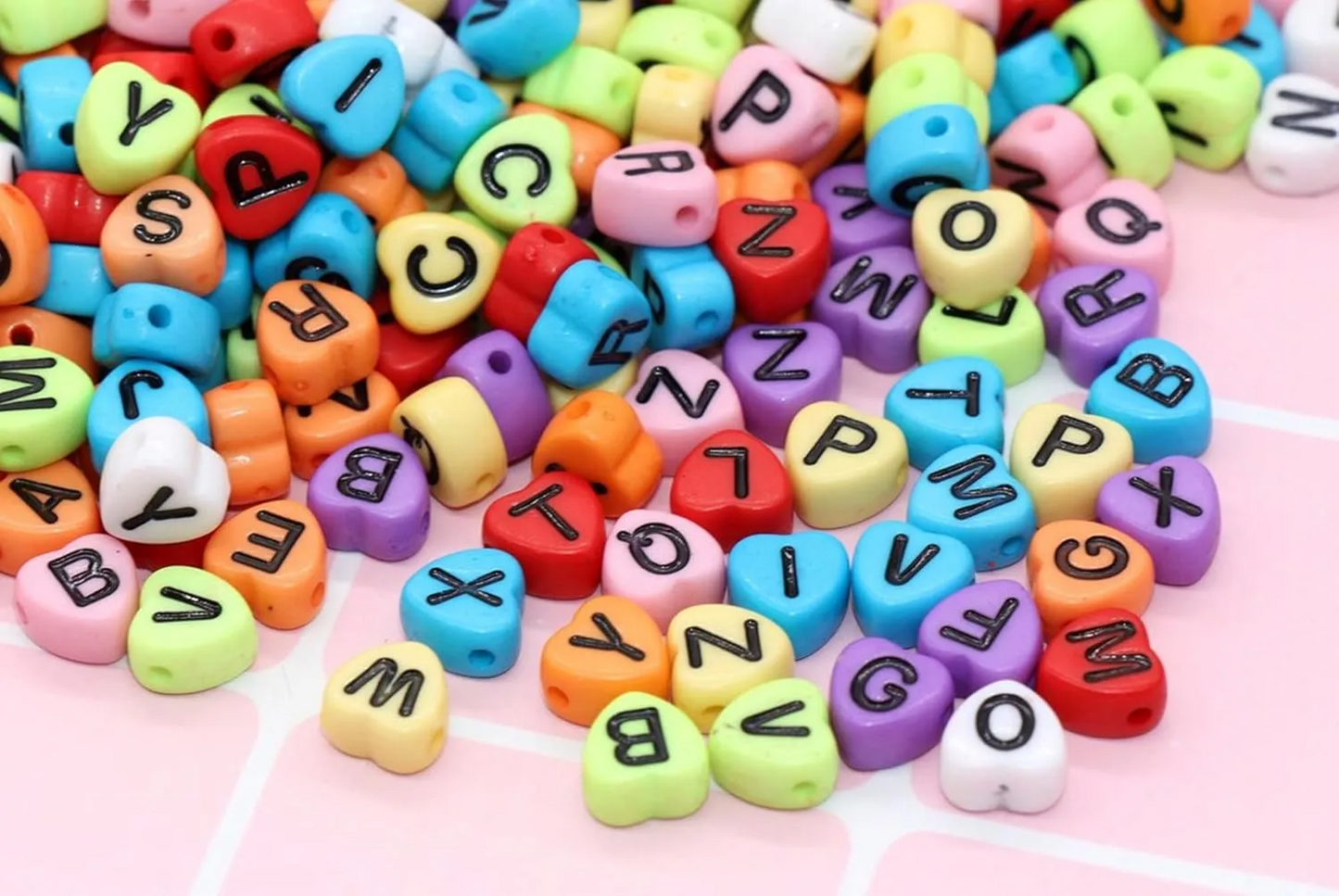 100pcs Mixed Multicolor Heart Shaped Alphabet Charms Beads