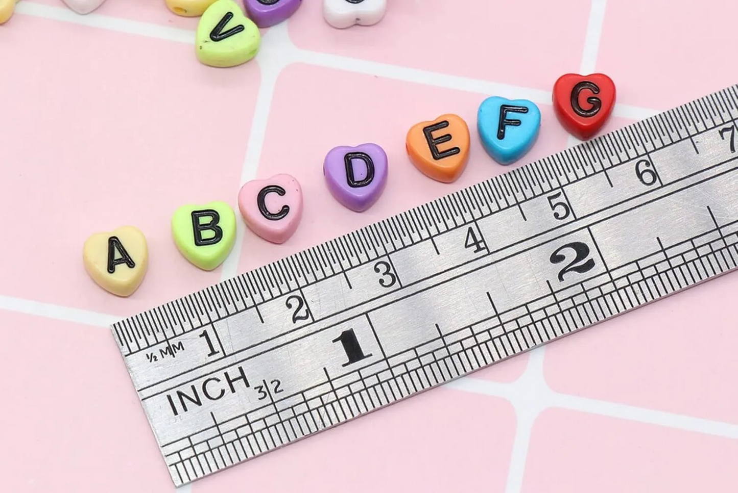 100pcs Mixed Multicolor Heart Shaped Alphabet Charms Beads