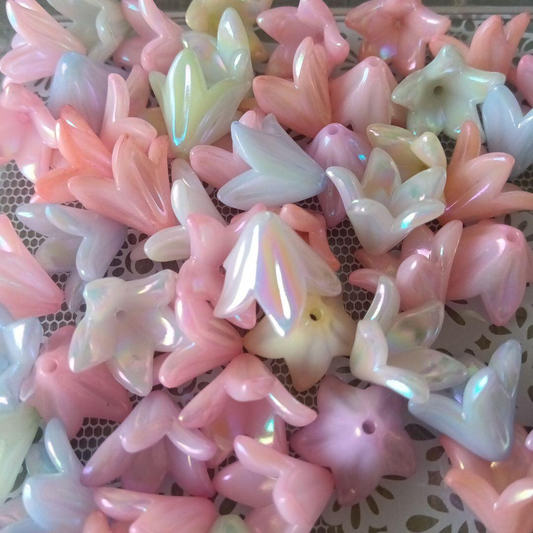 20pcs translucent pastel acrylic tulip bell flower beads