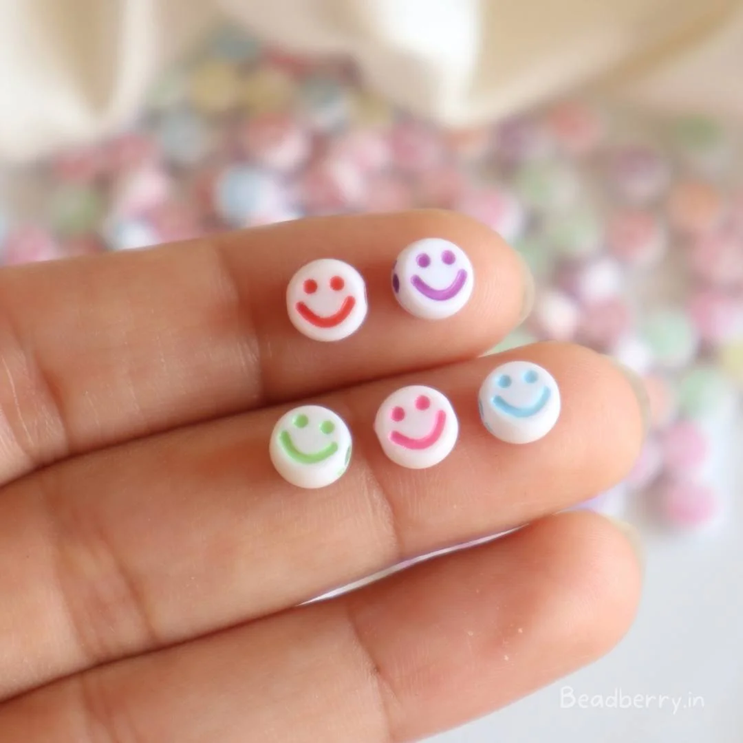 100pcs Smiley Sign Beads, loose Spacer White Acrylic Beads