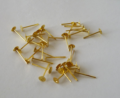 20pcs Shiny Gold Plated Earring Studs, Brass Earring Stud, Gold Earring Findings, Flat Stud, Flat Pad Earring Posts,Ear Posts