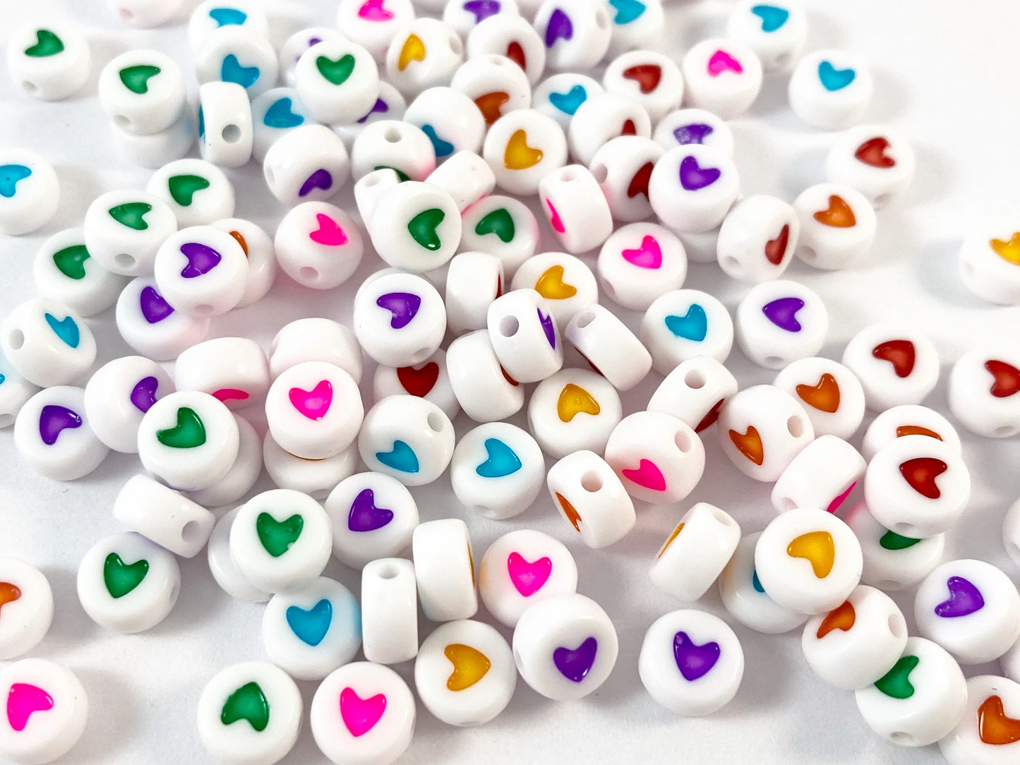 100pcs Heart Acrylic Beads: Round Coin Spacer Beads (7mm*4mm)