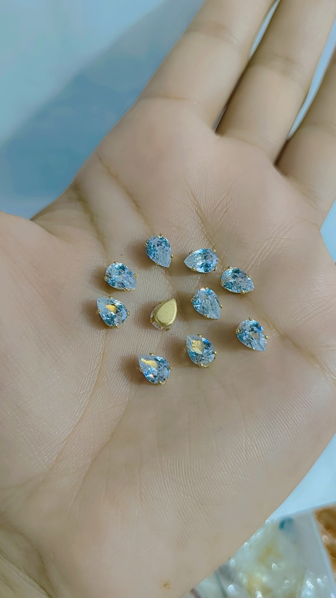 Copper Claw Rhinestones 5x7mm  Teardrop Zircon Gems Glue-On Technique for Nail Art Bridal DIY Shoes Garments Bags Hats