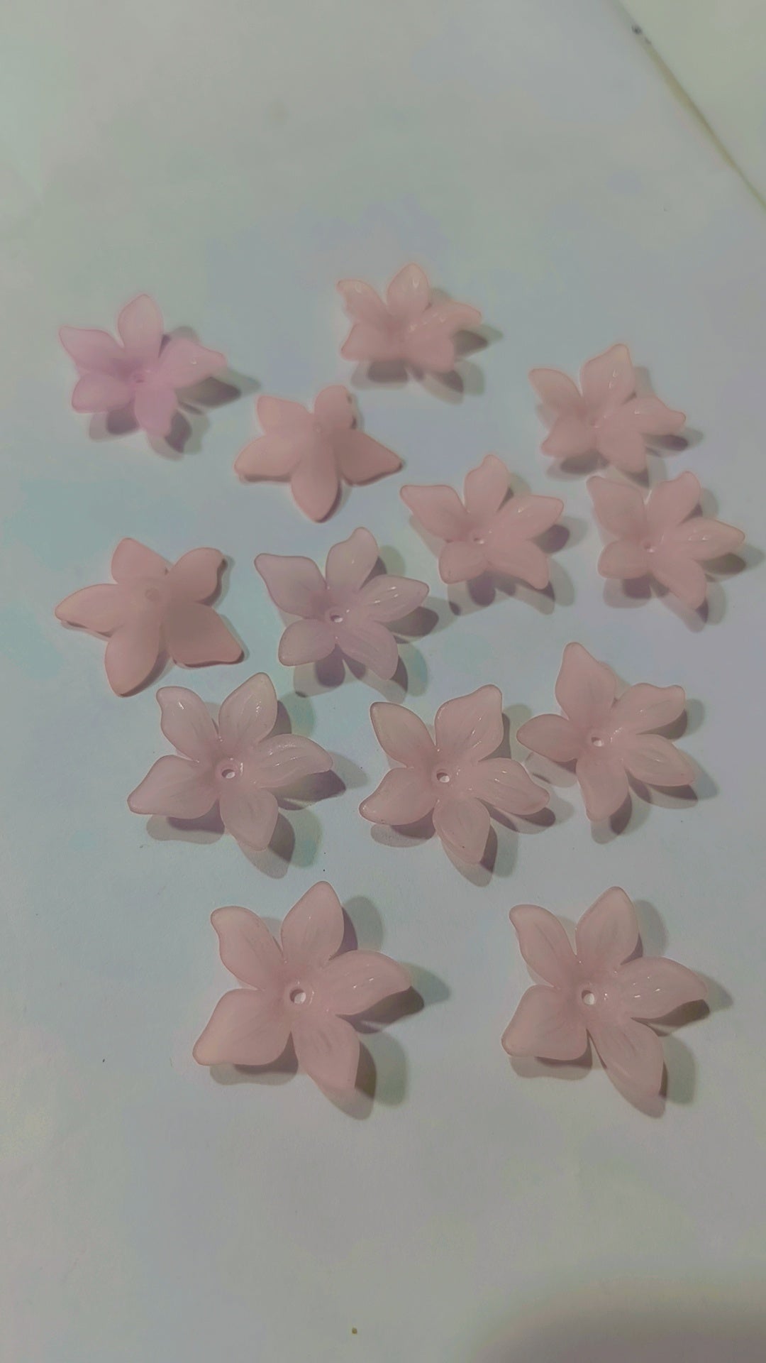 Frosted Acrylic Bead Caps,