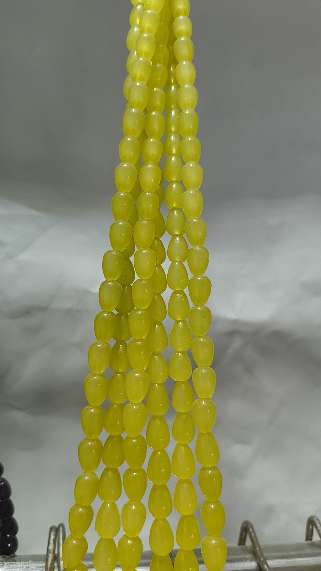 Drop marble beads