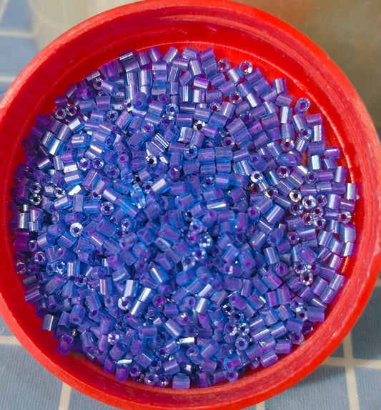 3Mm Bright Glass Seed Beads, Glass Loose Beads Spacer Beads, Suitable for Handmade Bracelets, Necklaces, Anklets, Making Hair Additions, Ornaments Handicrafts, Suitable for Charm Bracelet Pendants