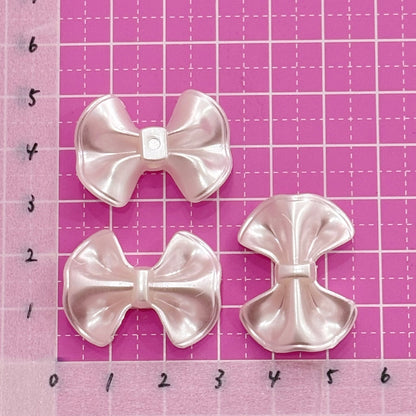 Pearl bow