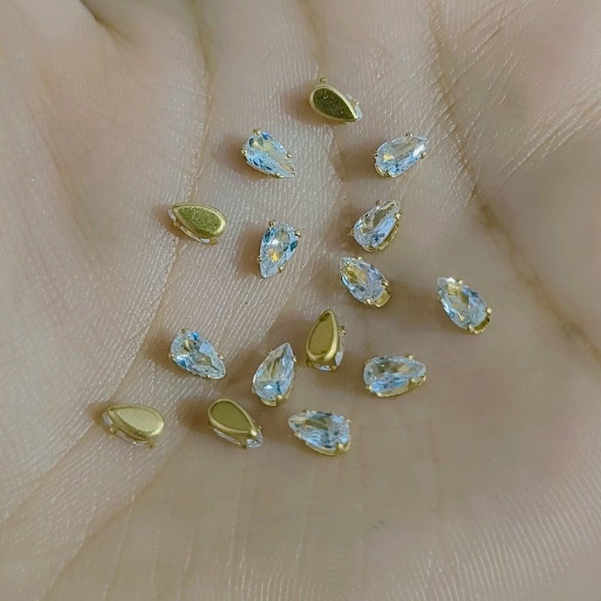 Rhinestones Kundan Stone Beads for Craft, Embroidery, Jewellery Making, Aari & Maegan Work | Stones for Dress & Bangle Decoration (Drop 3X5)