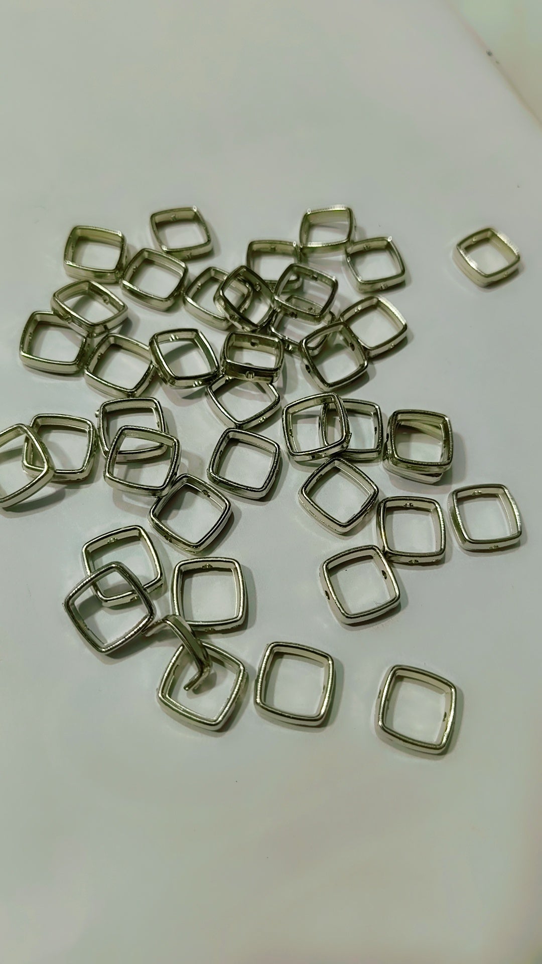 Square plastic hollow ring