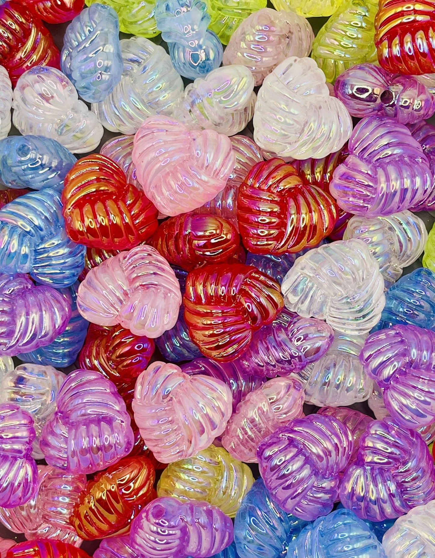 Shiny UV Concha Heart Shape Acrylic Beads, Mixed Color Beads, Jewelry Accessories