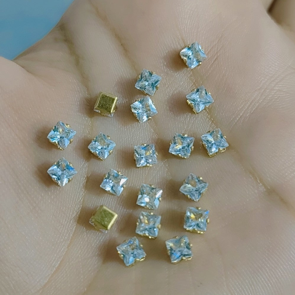 Small Golden Background Three-dimensional Square White Bare Stone, Simple and Shiny Artificial Faux Gemstone Suitable for Making DIY Earrings, Necklaces, Bracelets, Nail Art